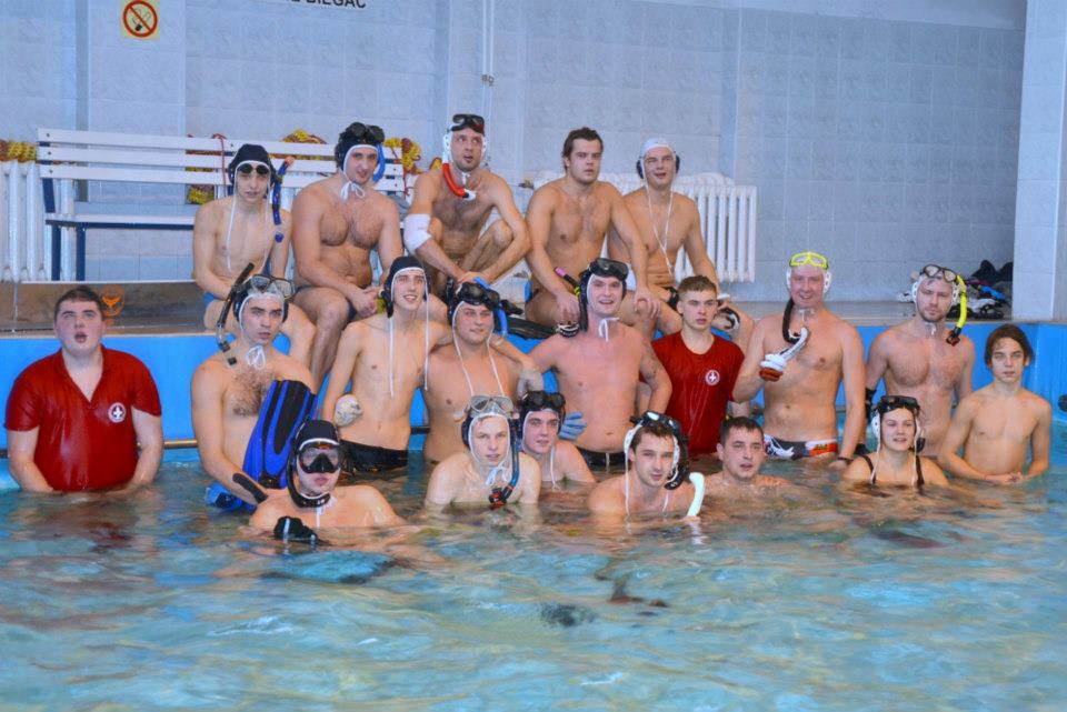 Hokej pod wodą Walenie Hydra XII 2012